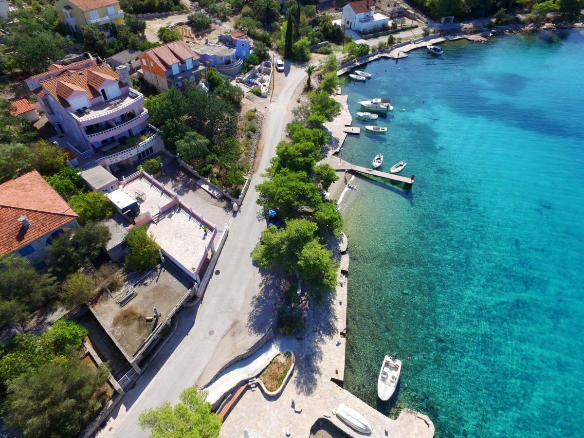 Villa Paris Necujam Exterior photo